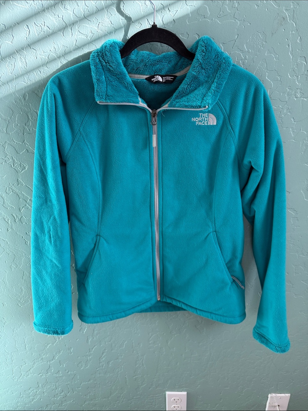 The North Face women’s Teal Full-Zip Fleece Jacket with Plush Collar
